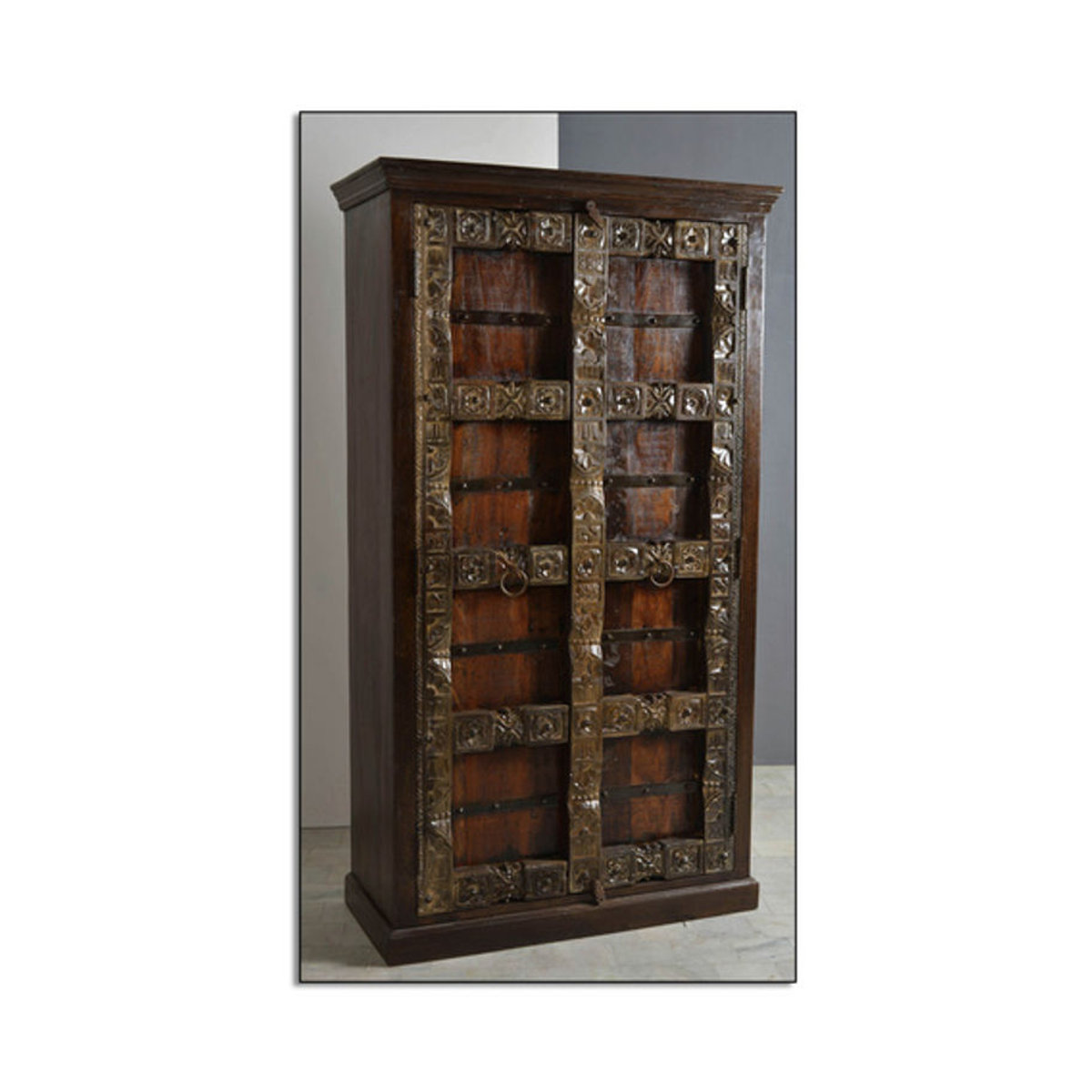 SIT Schrank ALMIRAH aus Altholz in Braun, 2-türig im Landhausstil, B/T/H: 135 x 45 x 180 cm - Bild 5