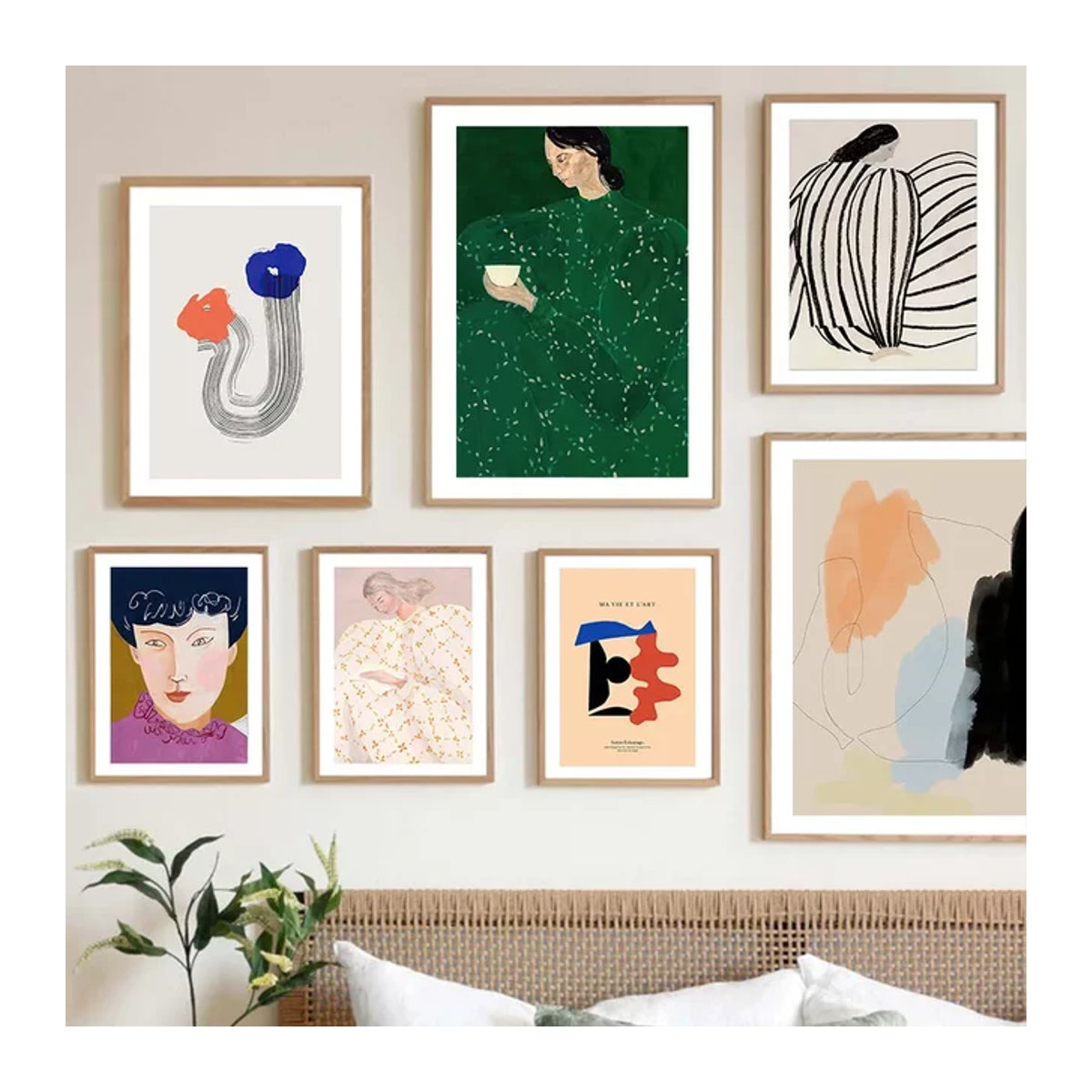 Sofia Lind Leinwand Wandbild mit abstraktem geometrischem Porträt im skandinavischen Stil, mehrfarbig, Hochformat - Bild 1