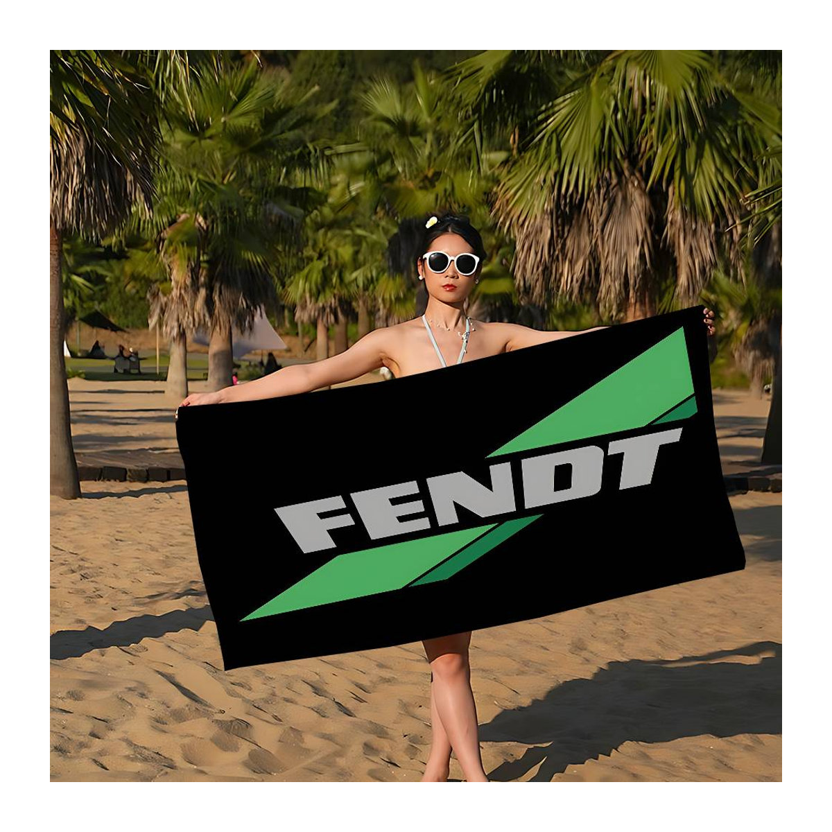 Strandhandtuch Ka Chen Muxi mit Fendt Traktor Motiv in Weiß, B: 76 cm, H: 152 cm - Bild 1
