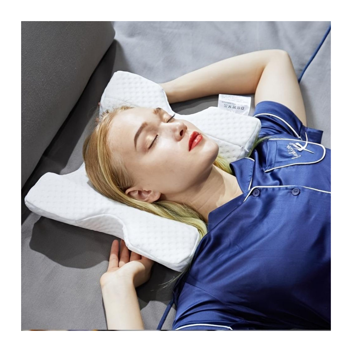 Su Yixin Orthopädisches U-förmiges Nackenkissen aus Memory-Schaum in Weiß - Bild 4