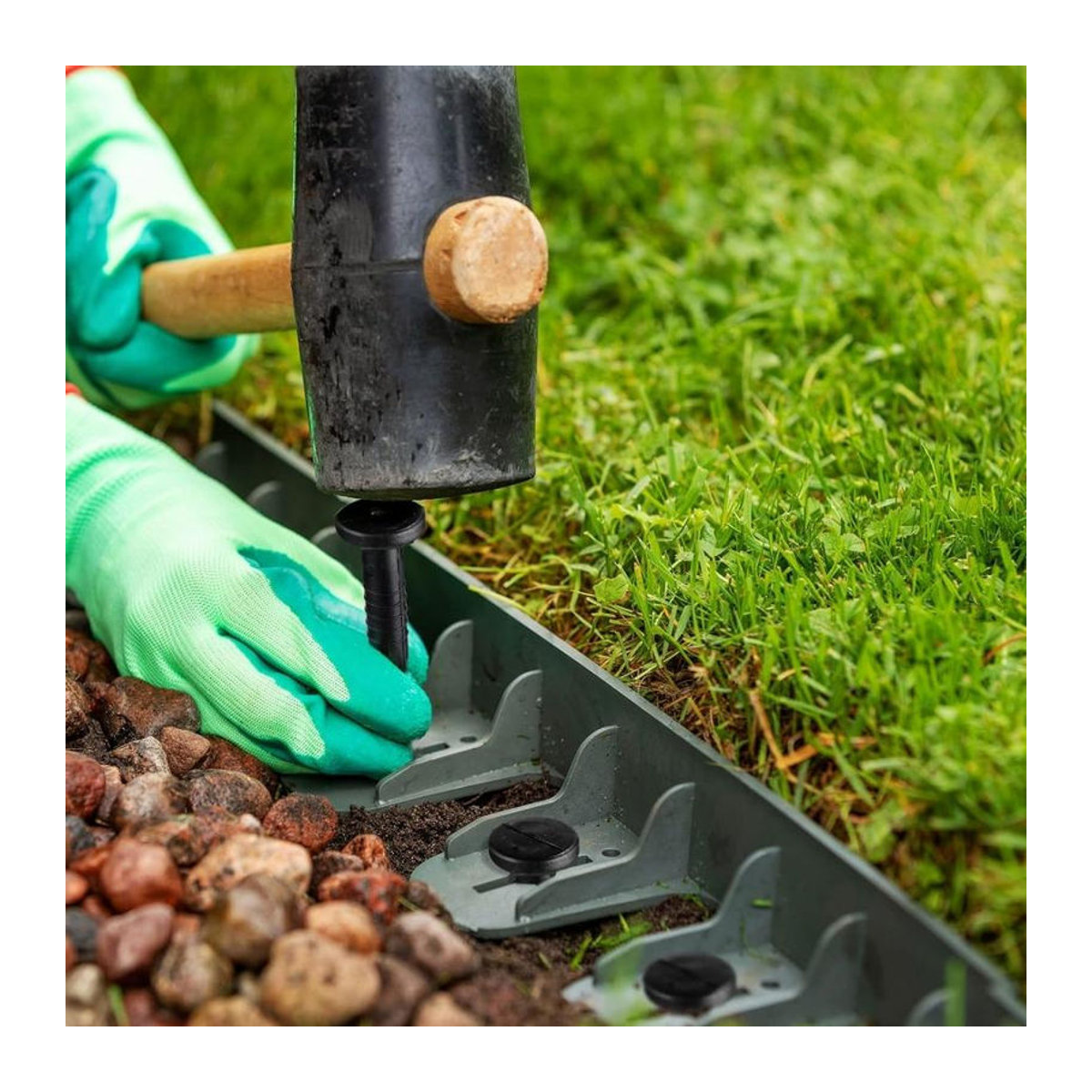 Super Six Kunststoff-Rasenpfähle 50 Stück, 20 cm Länge, Verankerungsspikes für Gartennetz, Pflasterkanten und Unkrautbarrieren - Bild 5