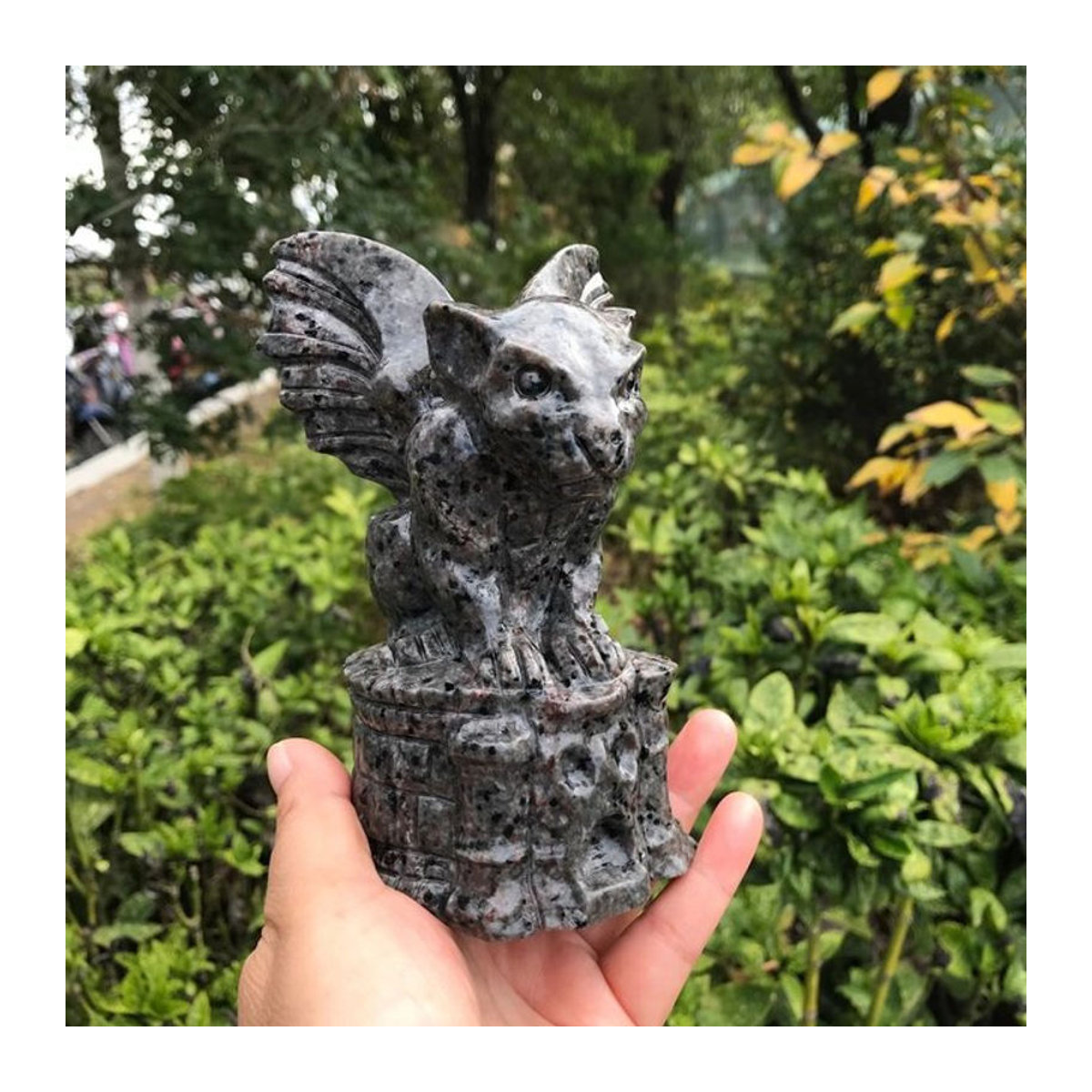 TAIHESJ Yooperlit Kristall Wasserspeier aus natürlichem Quarz, handgeschnitzte und polierte Heilstein-Statue in Grün und Grau, 10 cm Höhe - Bild 1