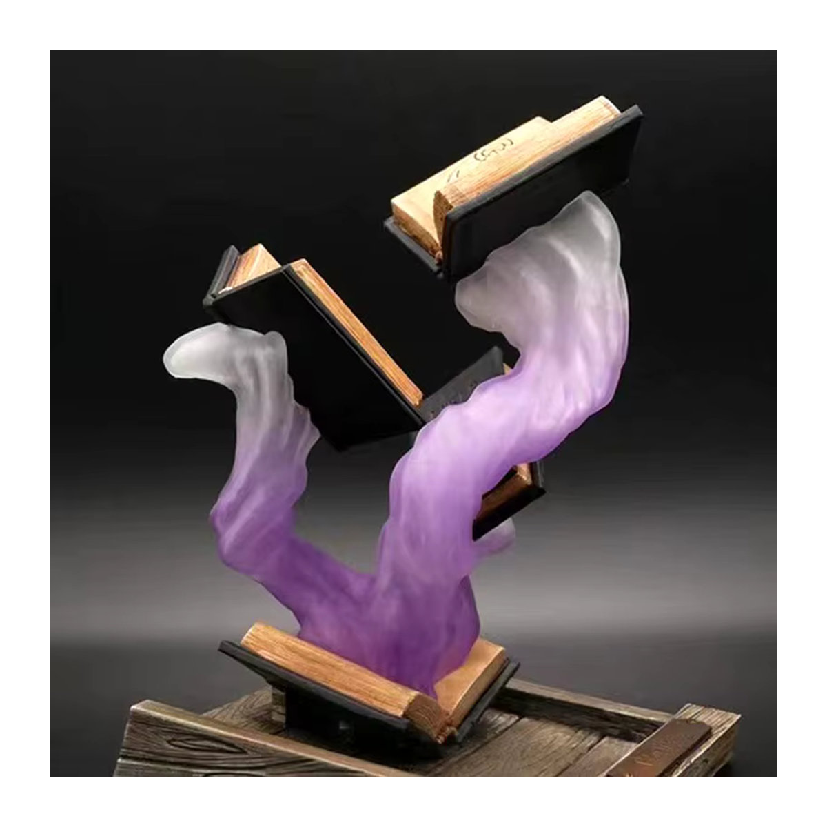 Tomes Of Magics Würfelturm in Buchform als dekorative Skulptur aus Kunstharz, mehrfarbig - Bild 3