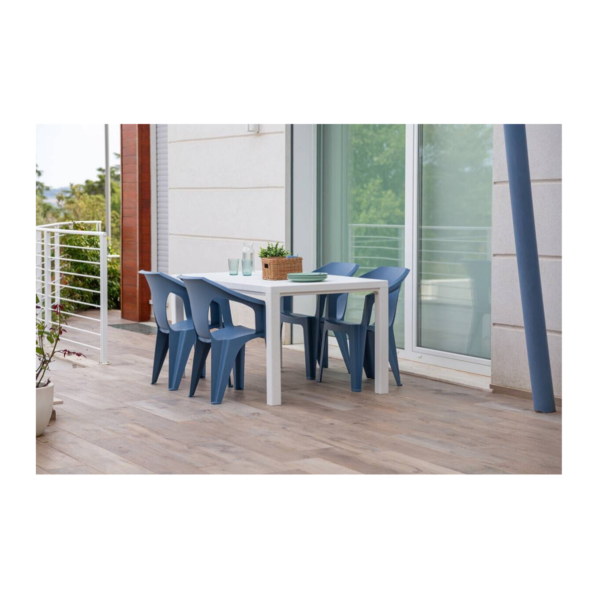Toomax Stapelstuhl Marina Gartenstuhl aus Kunststoff in Blau B/H/L: 55 x 83 x 59 cm - Bild 3