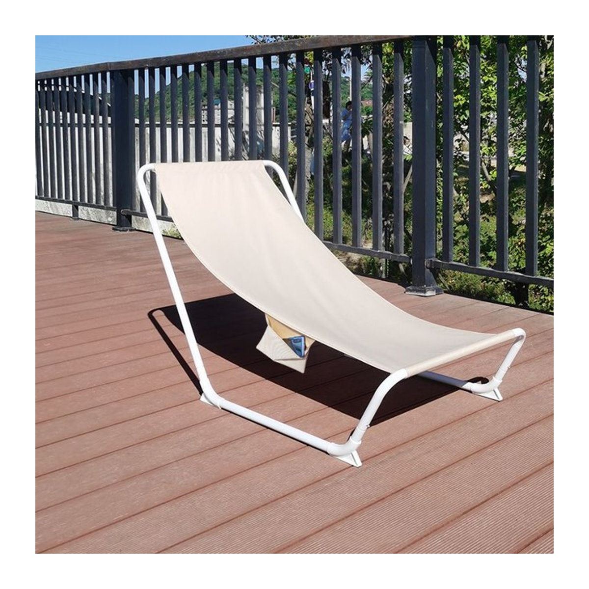 Tragbare und faltbare Campingliege von Tommy You aus verdicktem Oxford-Gewebe für Outdoor und Strand - Bild 1
