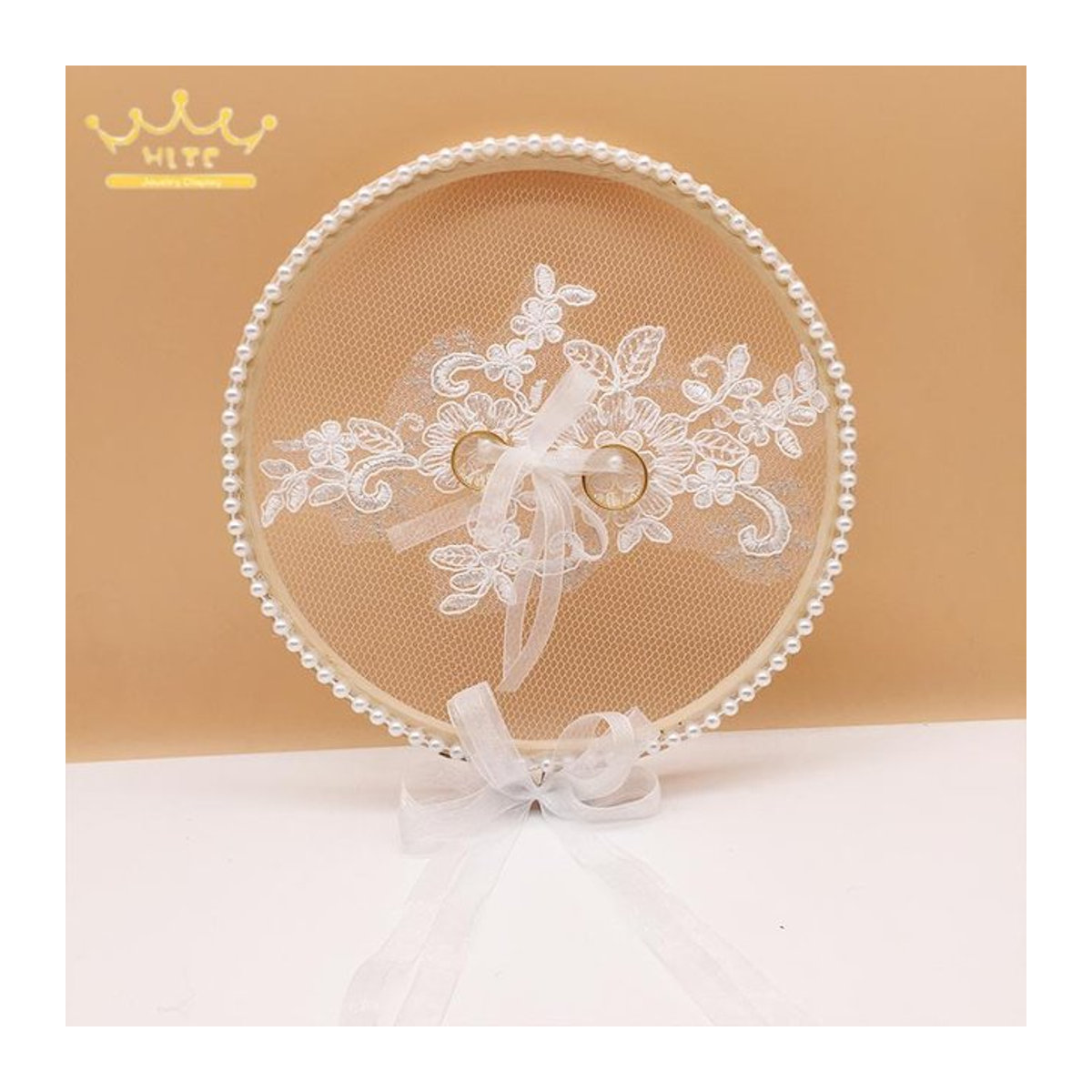 TREACHI Ringkissen für die Hochzeit in Weiß mit floralem Spitzen-Design und Vintage-Stil - Bild 1