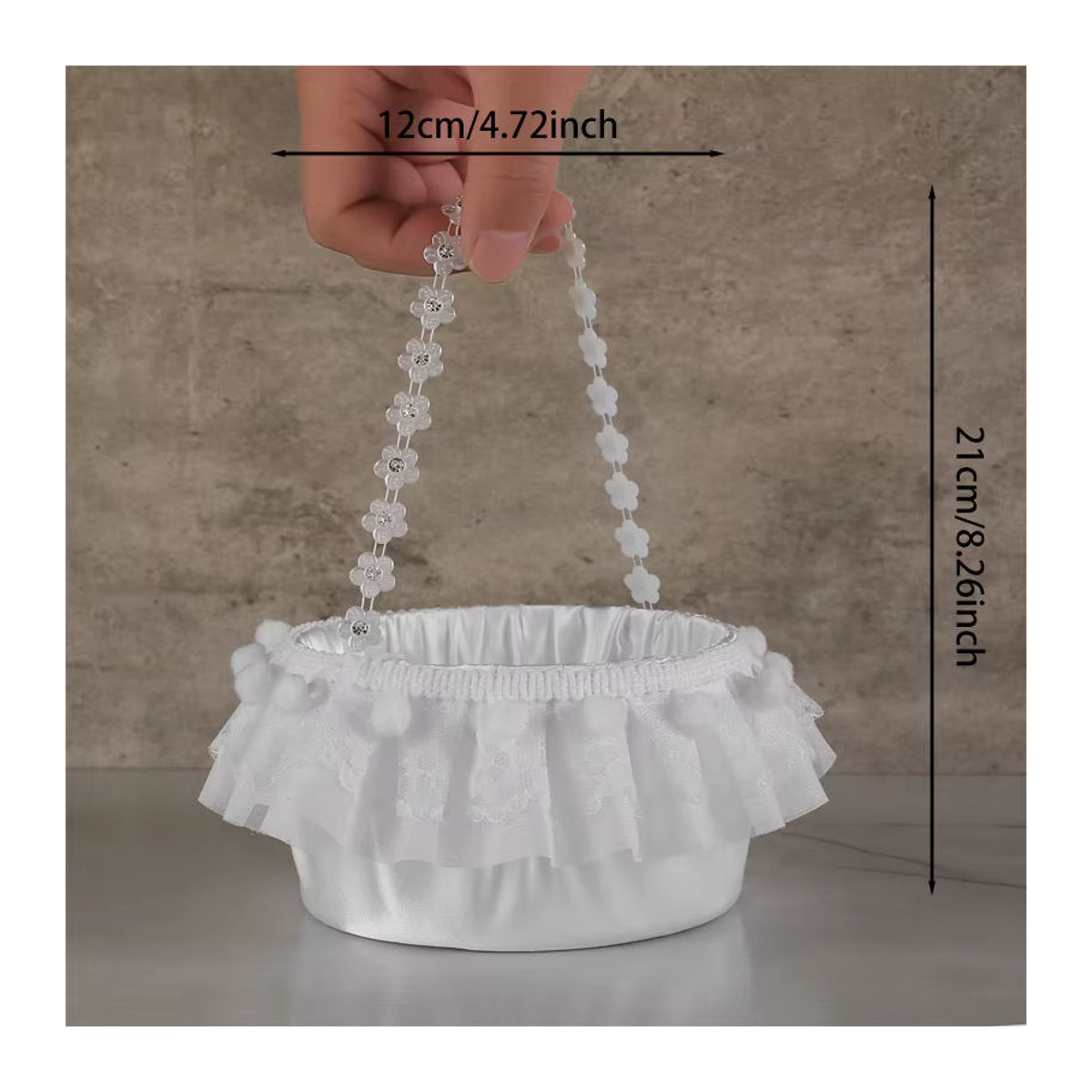 TRUE LOVE GIFT Blumenkorb im Western-Landhausstil mit Spitzenrand in Weiß für deine Hochzeit - Bild 1