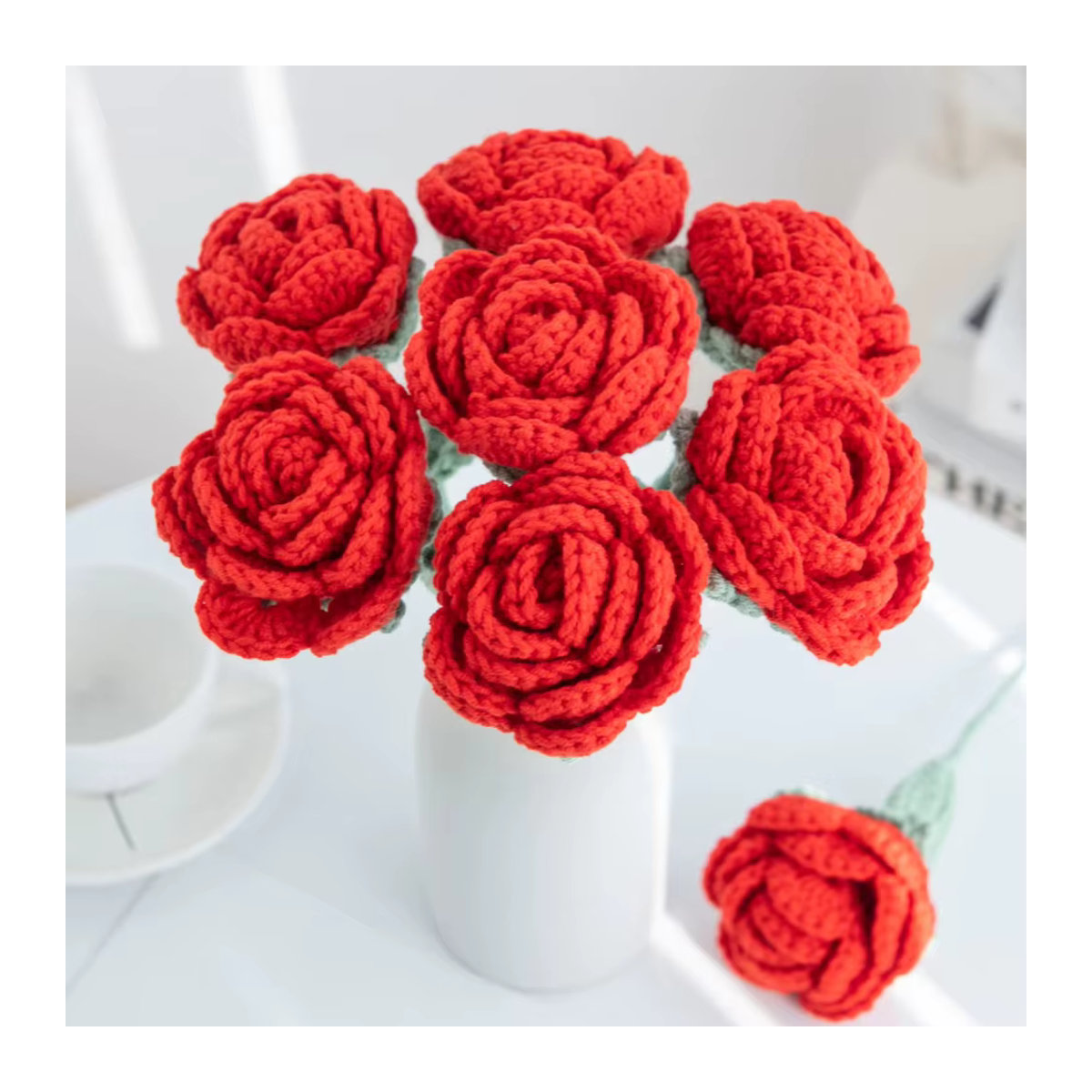 TTCY Handgemachte Häkel-Rosen aus Textil als künstlicher Blumenstrauß in Rot für Hochzeit und Dekoration - Bild 4