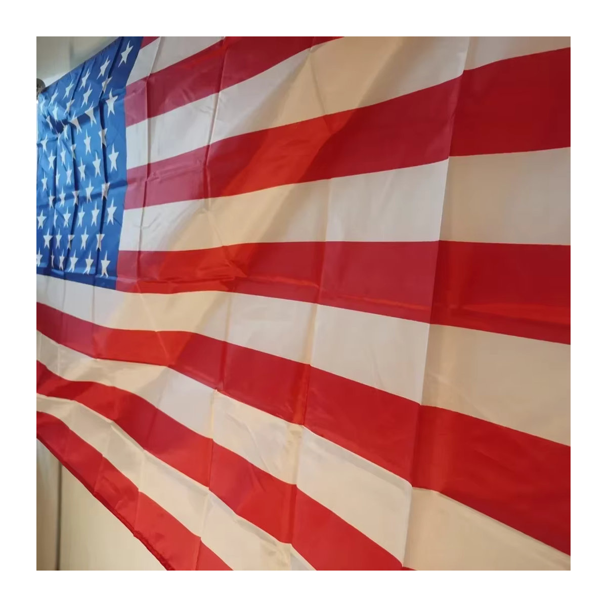USA-amerikanische Flagge mit Sternen und Streifen aus Polyester in Mehrfarbig, Rechteckiges Banner mit Messingösen für Innen- und Außenbereich, B x H: 91 x 152 cm - Bild 4