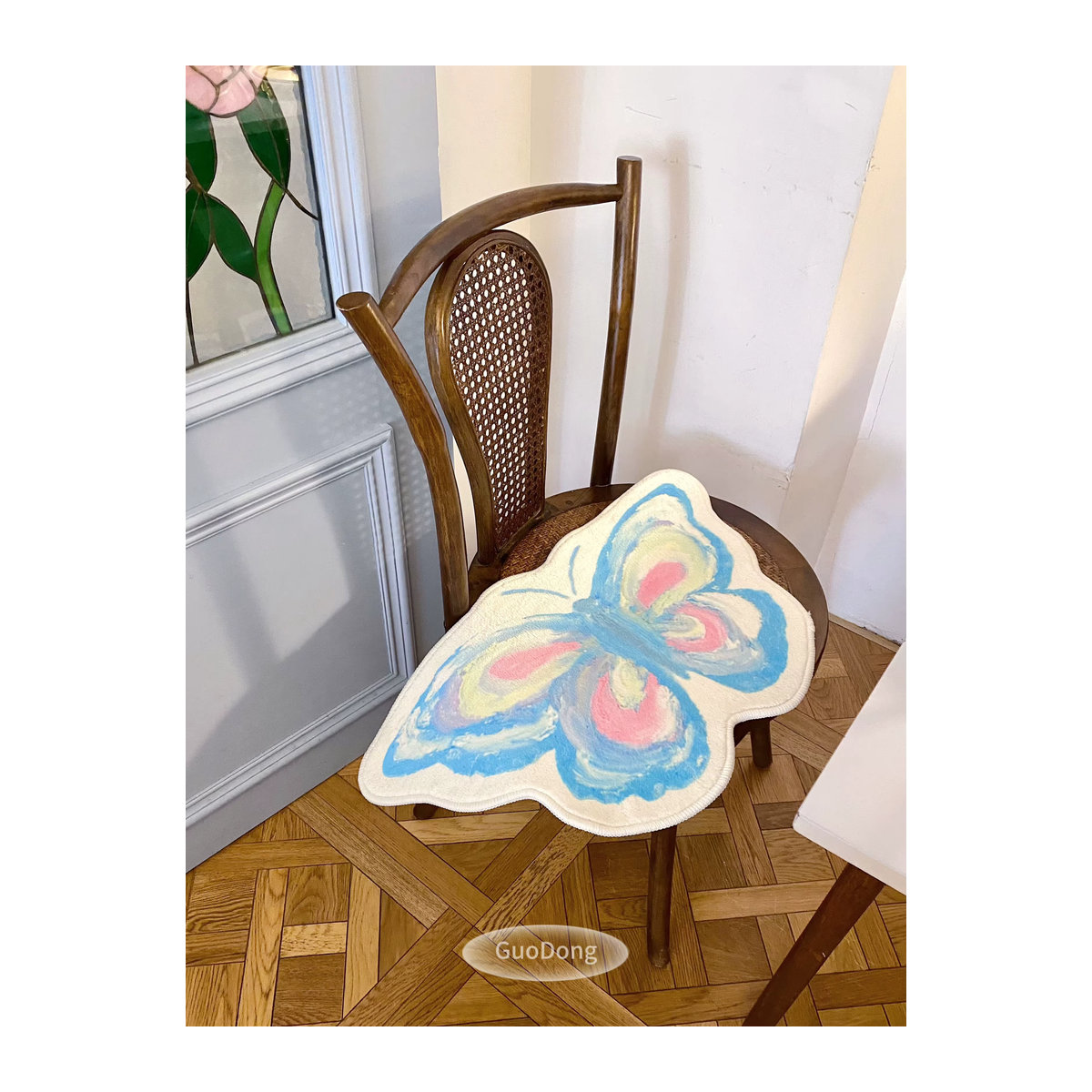 VIKAMA Schmetterlingsteppich in Cartoon-Optik für Schlafzimmer und Wohnzimmer - Bild 2