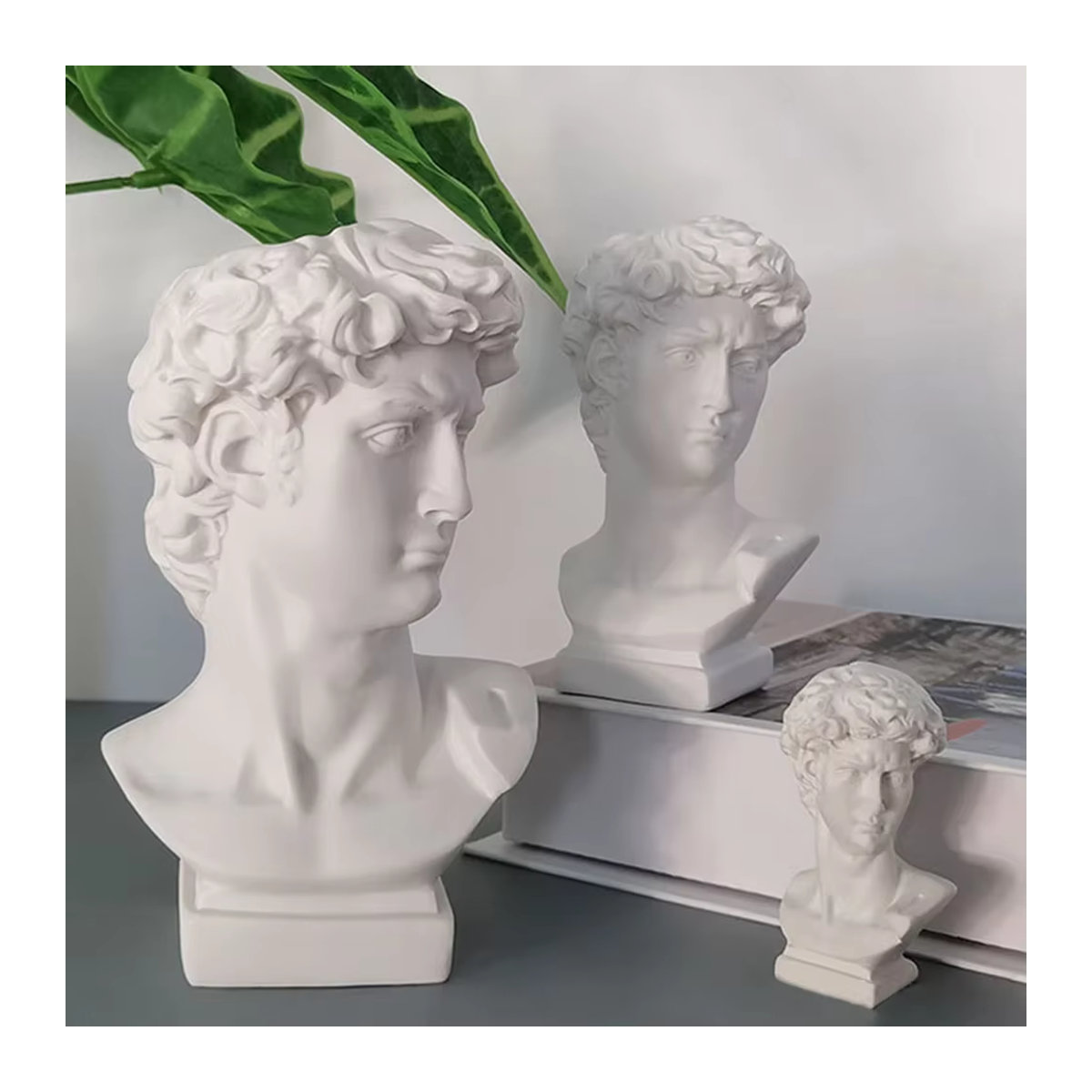 VKTECH David Skulptur aus Keramik in Weiß als kreativer Stifthalter und dekorative Vase - Bild 4