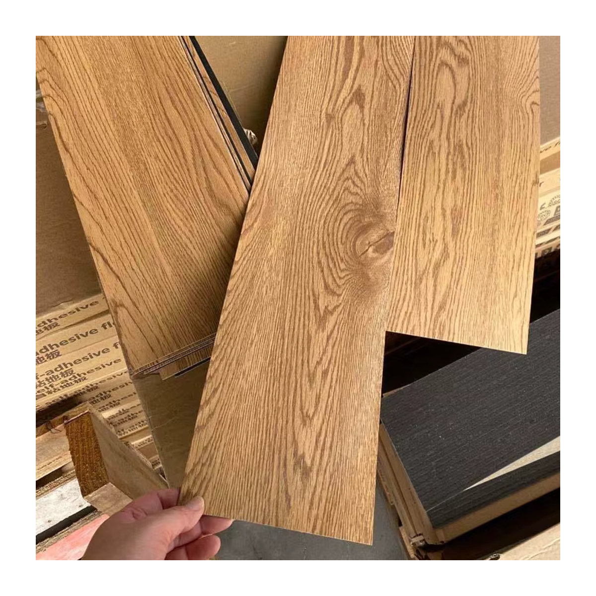 WALLMG 3D Bodenaufkleber Holzmaserung in Braun, wasserdichter und verschleißfester selbstklebender Wand- und Bodenaufkleber im skandinavischen Design, B: 91,4 cm x H: 91 cm - Bild 5