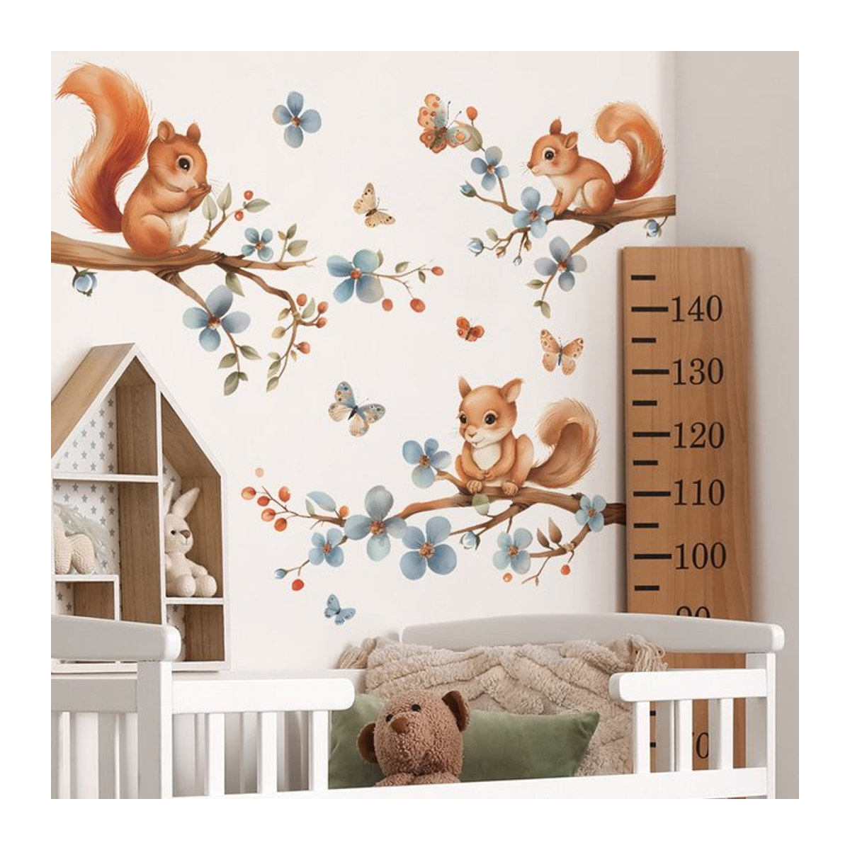 Wandaufkleber Eichhörnchen am Baum im Cartoon-Design aus PVC für Kinderzimmer und Wohnzimmer - Bild 1