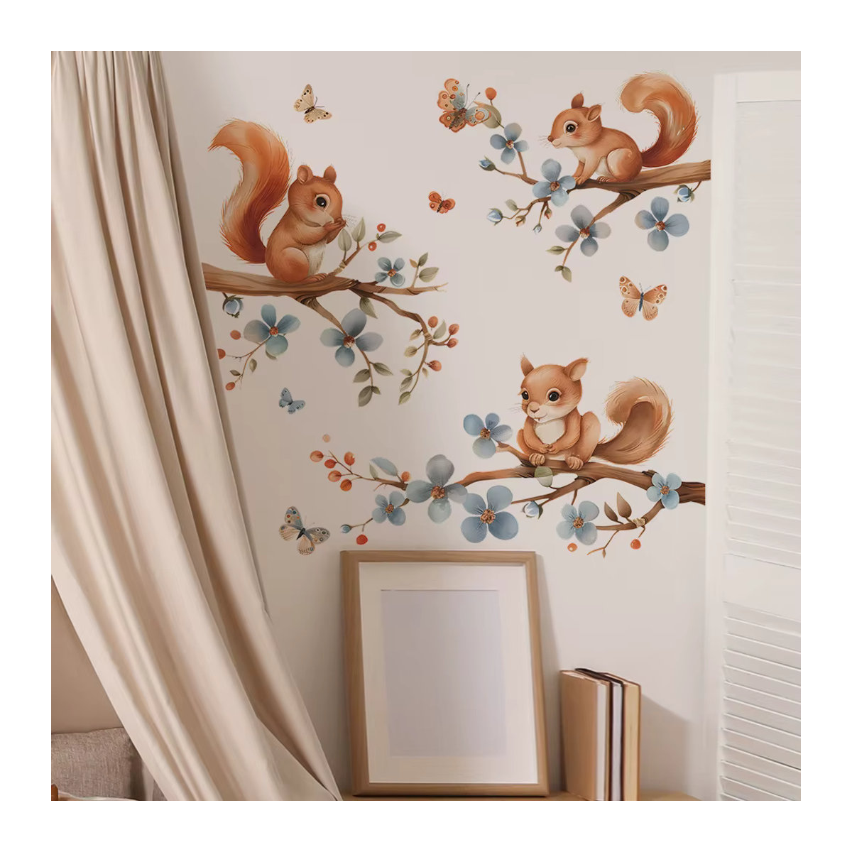 Wandaufkleber Eichhörnchen am Baum im Cartoon-Design aus PVC für Kinderzimmer und Wohnzimmer - Bild 2