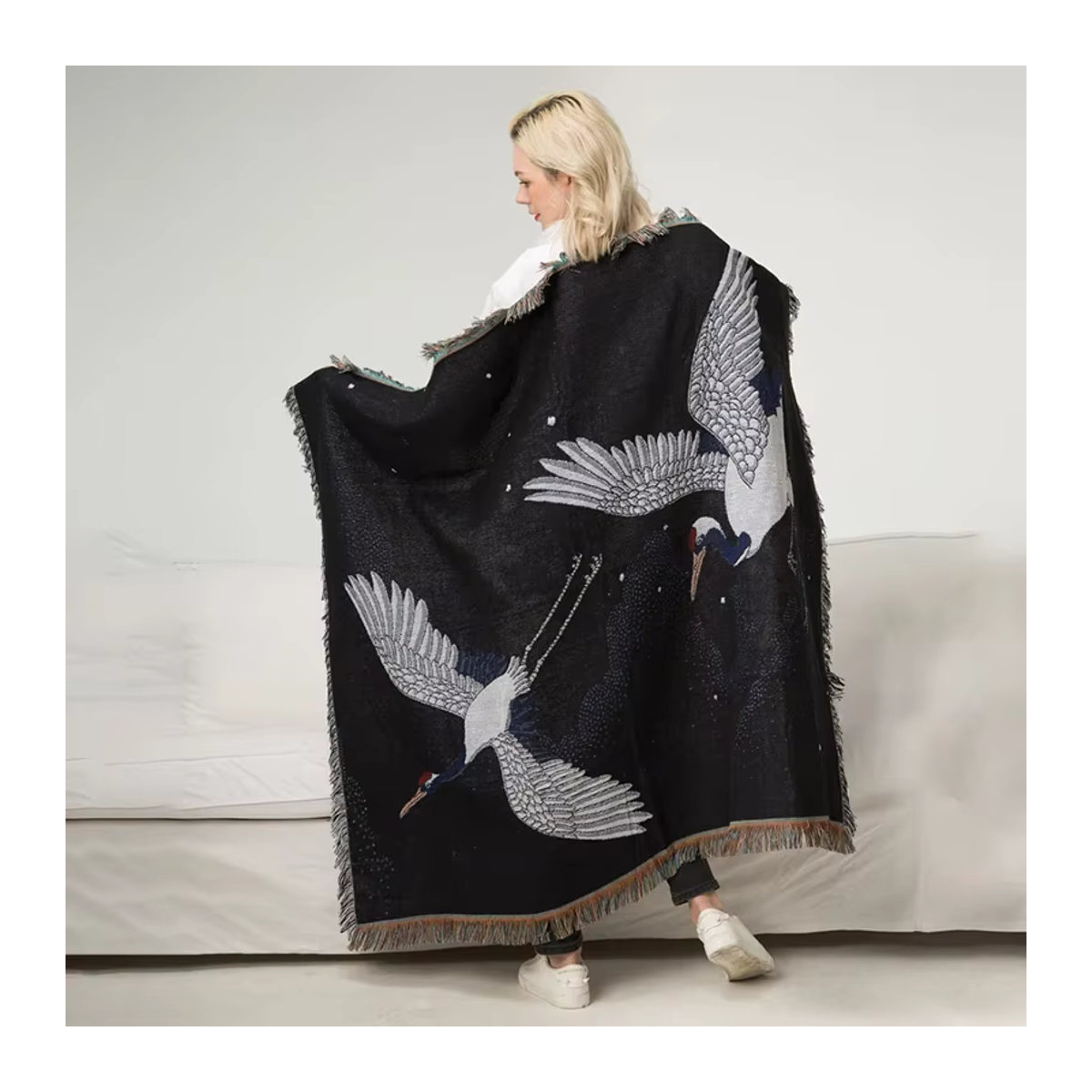 Weiche Bettdecke mit japanischem Kranich- und Blumenmuster in Schwarz - Bild 3