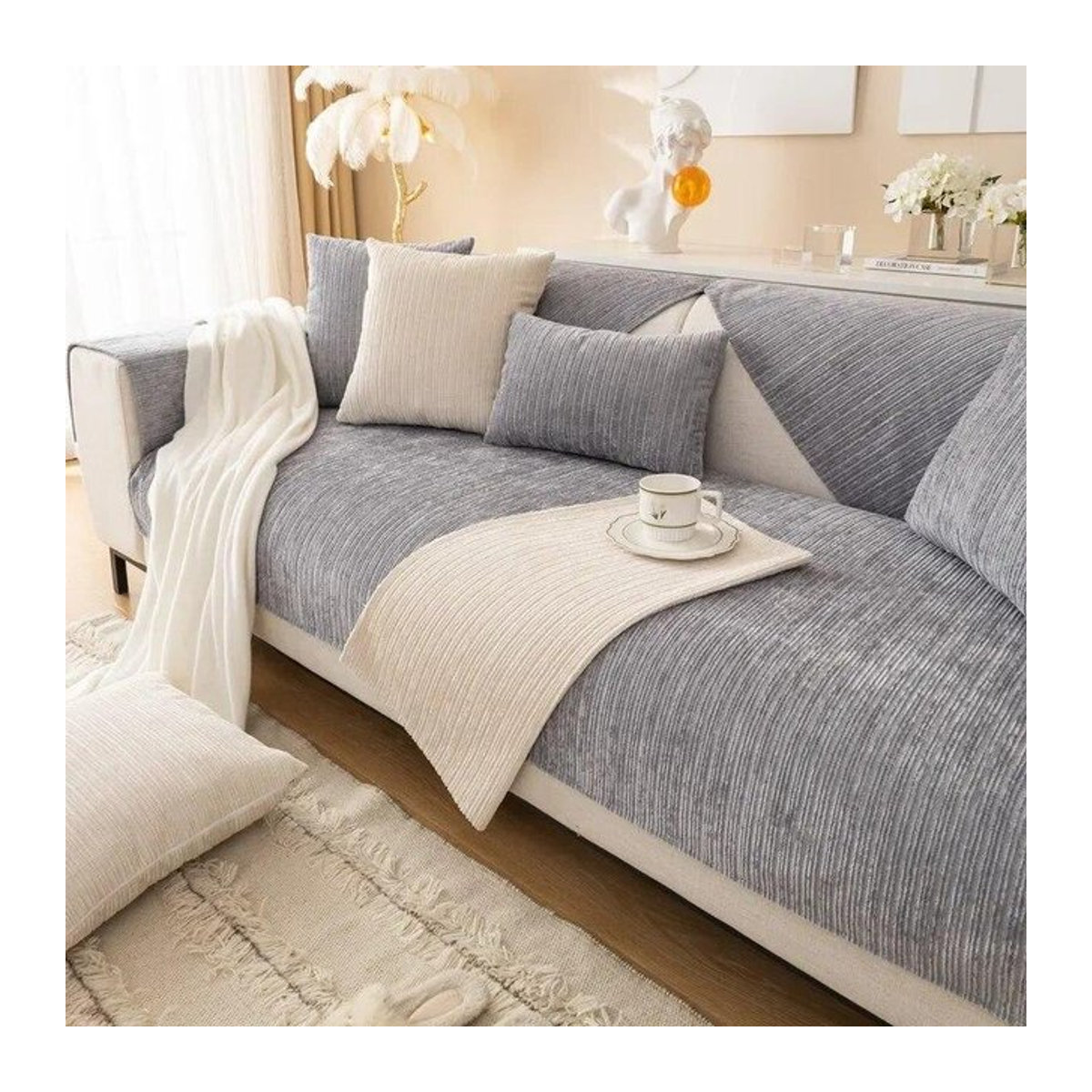 Weiches Plüsch-Sofakissen mit Kord-Streifen Design für Deine Heimdekoration B/B: 70 x 70 cm - Bild 1