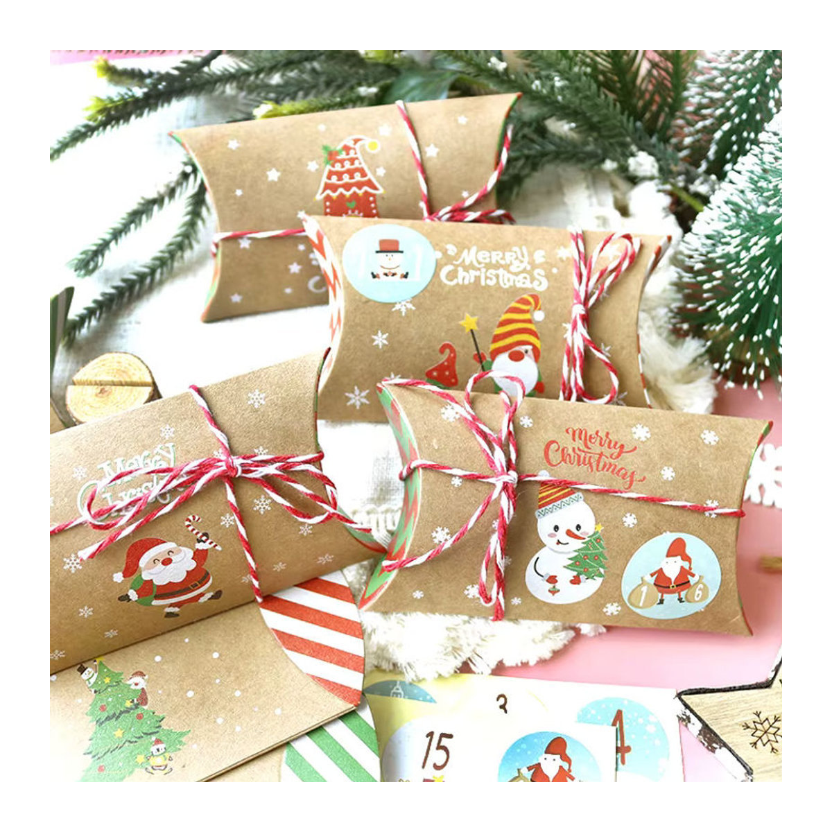 WEIGAO 24er Set Weihnachts Geschenkboxen in Kissenform aus Kraftpapier, mehrfarbig mit floralem Design - Bild 2