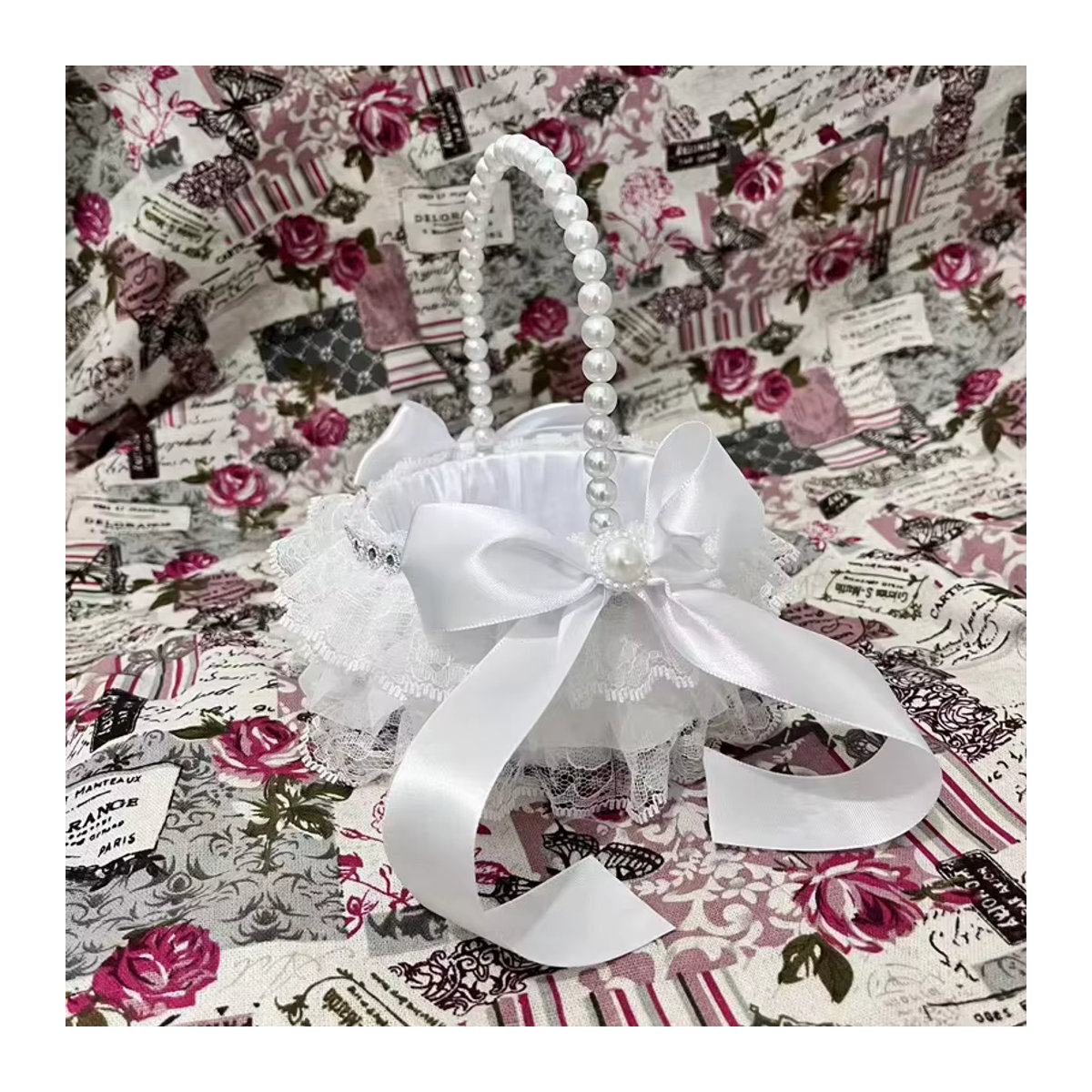 Weißer Blumenkorb aus Spitze mit floralem Design für Blumenmädchen und Hochzeiten - Bild 2