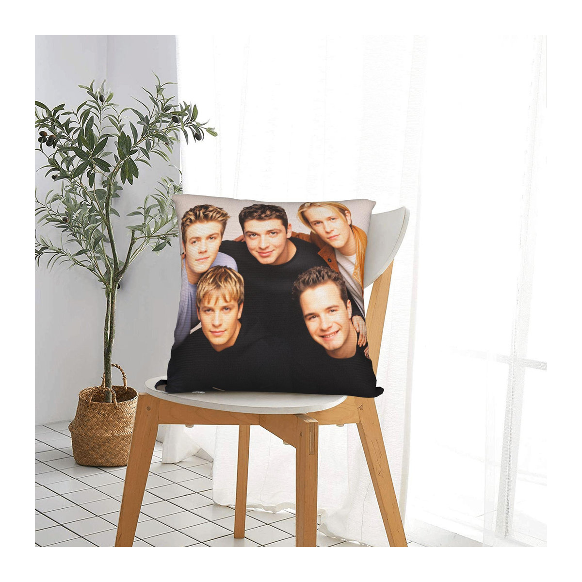 Westlife Jungs Kissenbezug aus Peach Skin in Multicolor, B/B: 18 x 18 cm - Bild 1