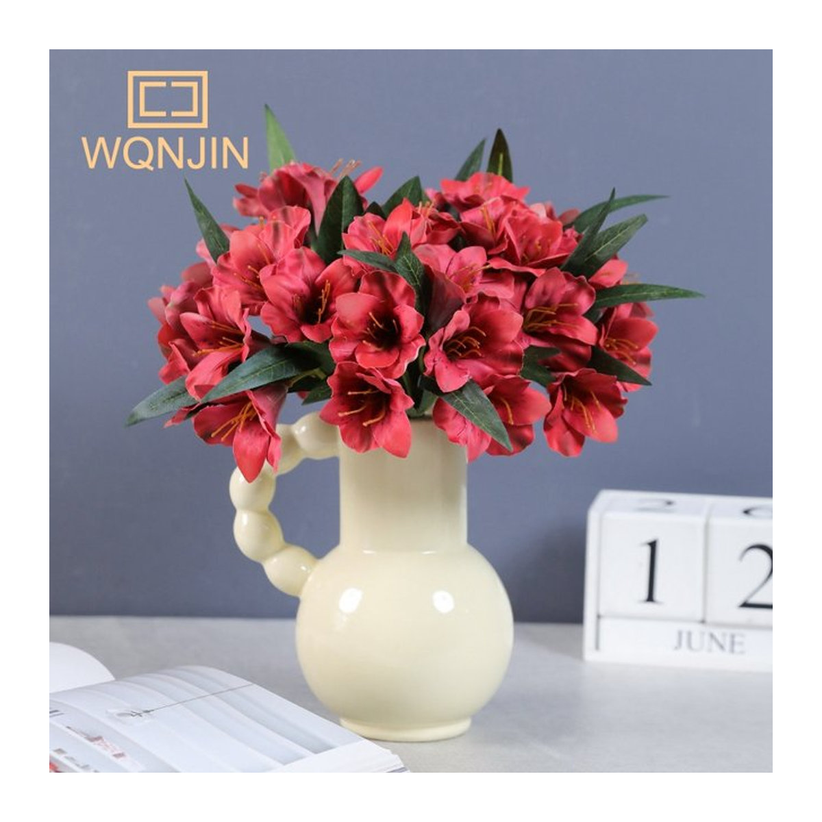 WQNJIN Künstliche Narzissen mit 7 Trompetenblüten als Einzelzweig zur Dekoration für Wohnzimmer und Hochzeiten in Lila oder Rot - Bild 1