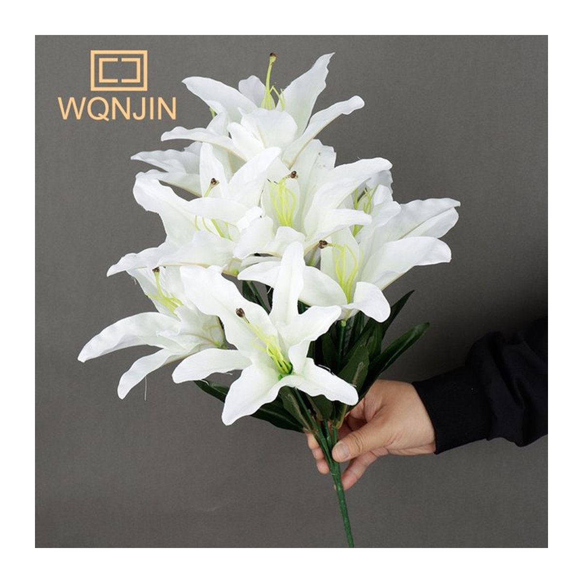 WQNJIN Künstliche weiße Lilie mit 9 Blütenköpfen als dekorativer Blumenstrauß - Bild 1
