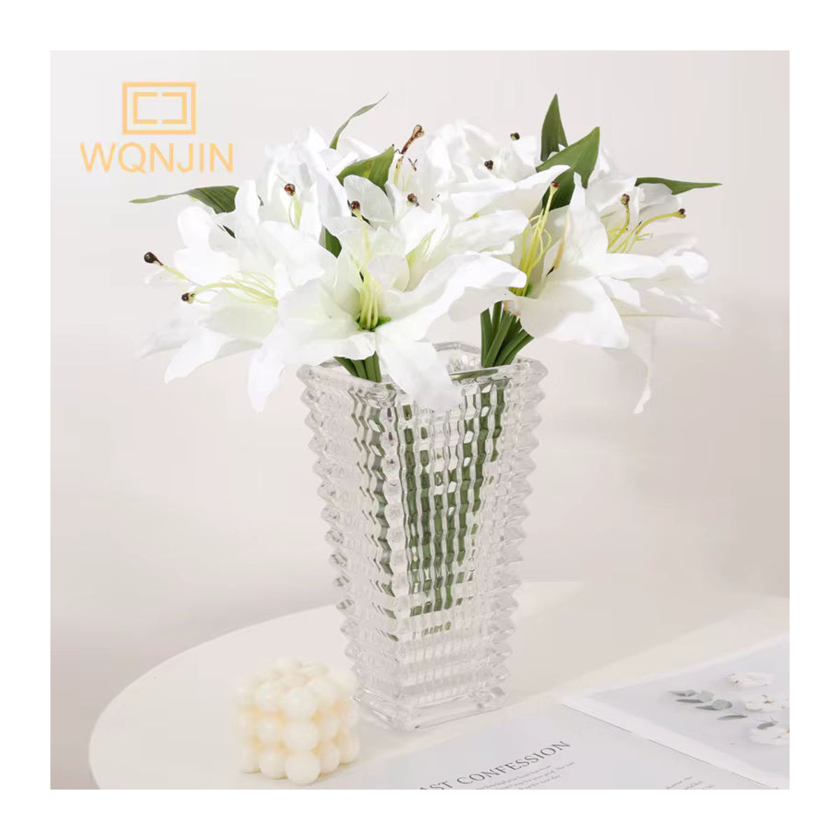 WQNJIN Set aus 11 künstlichen Lilien in Weiß und Gelb für Hochzeitsdekoration und Heimdeko - Bild 1