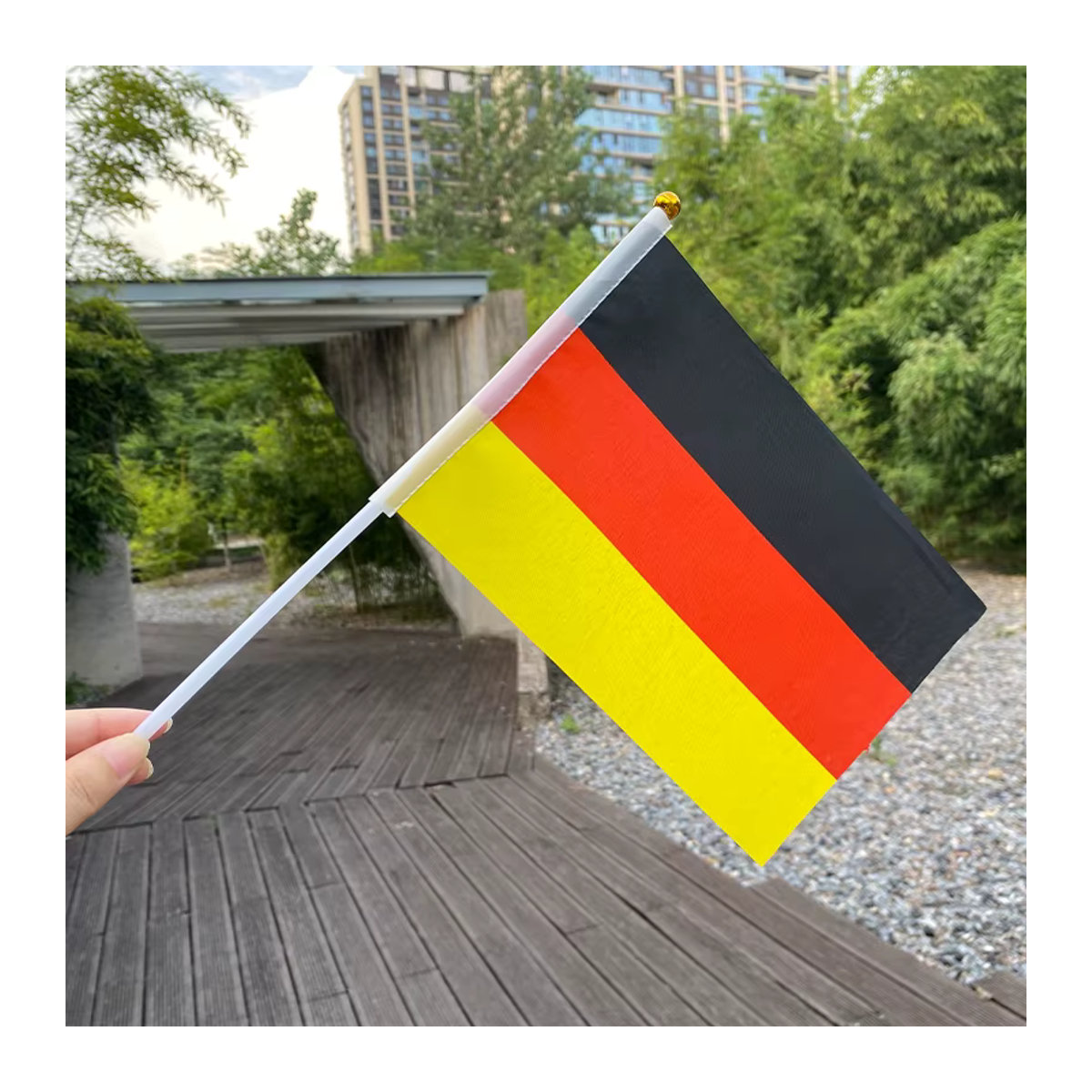 Xvggdg Deutschland Handflaggen Set 100 Stück, mehrfarbig, B: 21 cm, H: 14 cm - Bild 4
