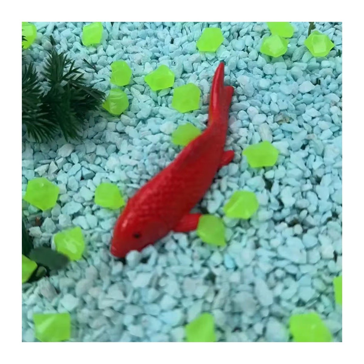XYTLEZONE 5er Set Koi Fisch Simulationen aus Kunstharz in Mehrfarbig für deine DIY Mikro-Landschaft und Puppenhaus Dekoration - Bild 2