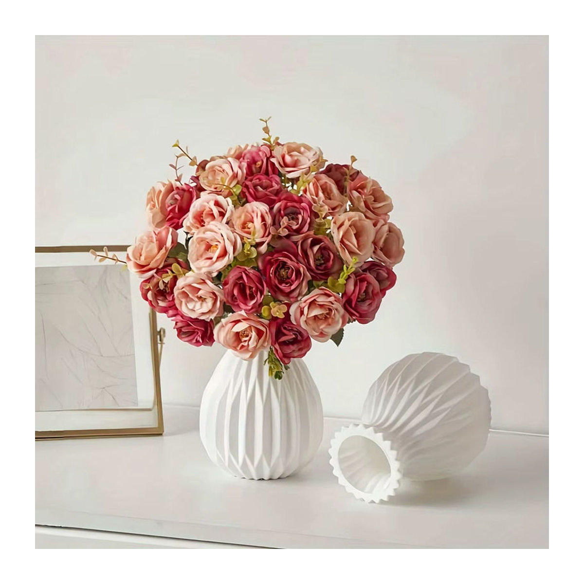 YOCITY Moderne Minimalistische Vase aus Keramik und Kunststoff in Schwarz oder Weiß für Schnittblumen und Dekoration - Bild 2