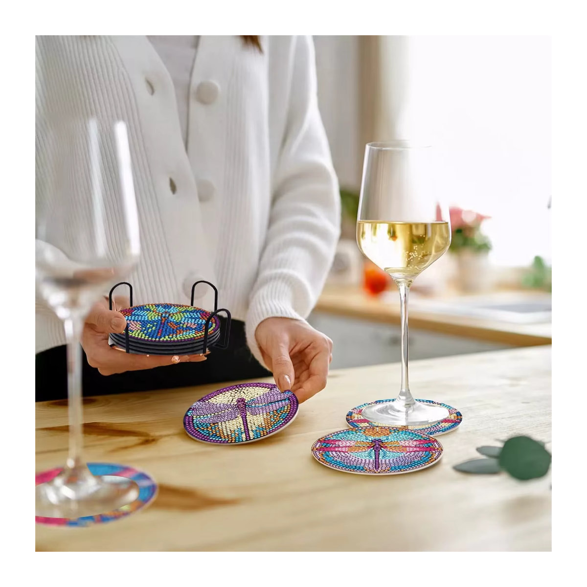 YZMLY DIY Diamantmalerei Untersetzer-Set mit Halter, 8-teiliges Set mit Libellen-Muster in Mehrfarbig, runde Kunst-Untersetzer zum Selbermachen - Bild 3