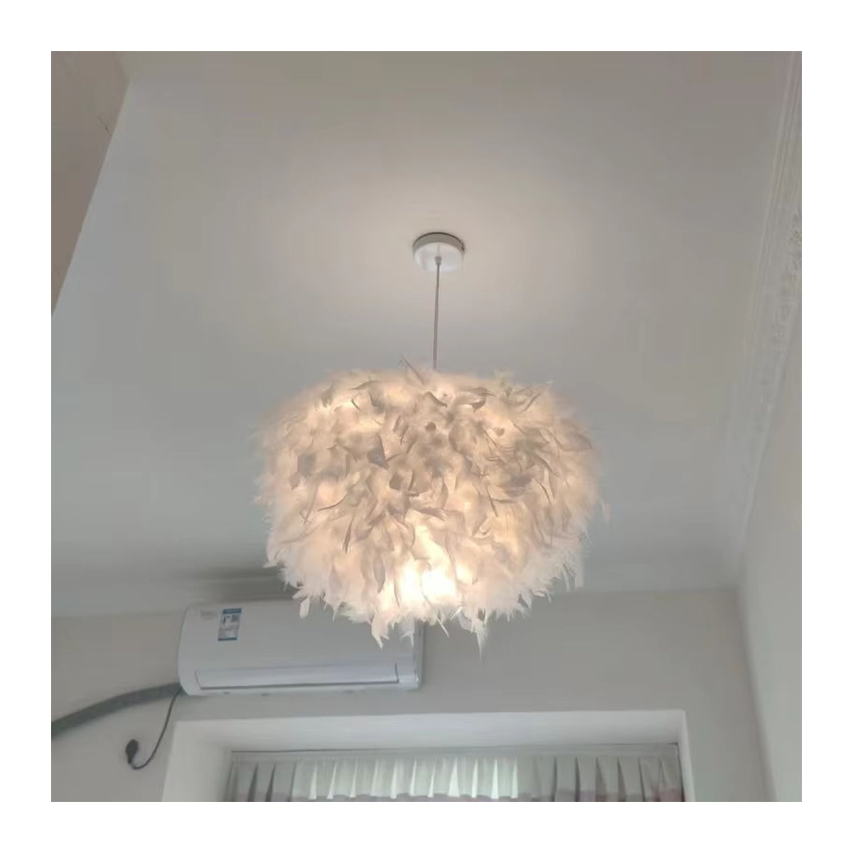 ZIMULONG Moderne Pendelleuchte in Weiß mit flauschigem Fell-Design für Schlafzimmer und Wohnräume - Bild 4