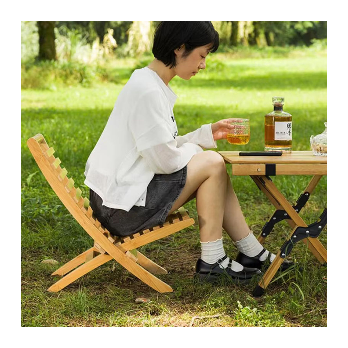 ZJMZYM Minimalistischer Gartenstuhl aus Holz in Braun, zusammenklappbarer Campingstuhl und Relaxstuhl für Freizeit und Balkon - Bild 3