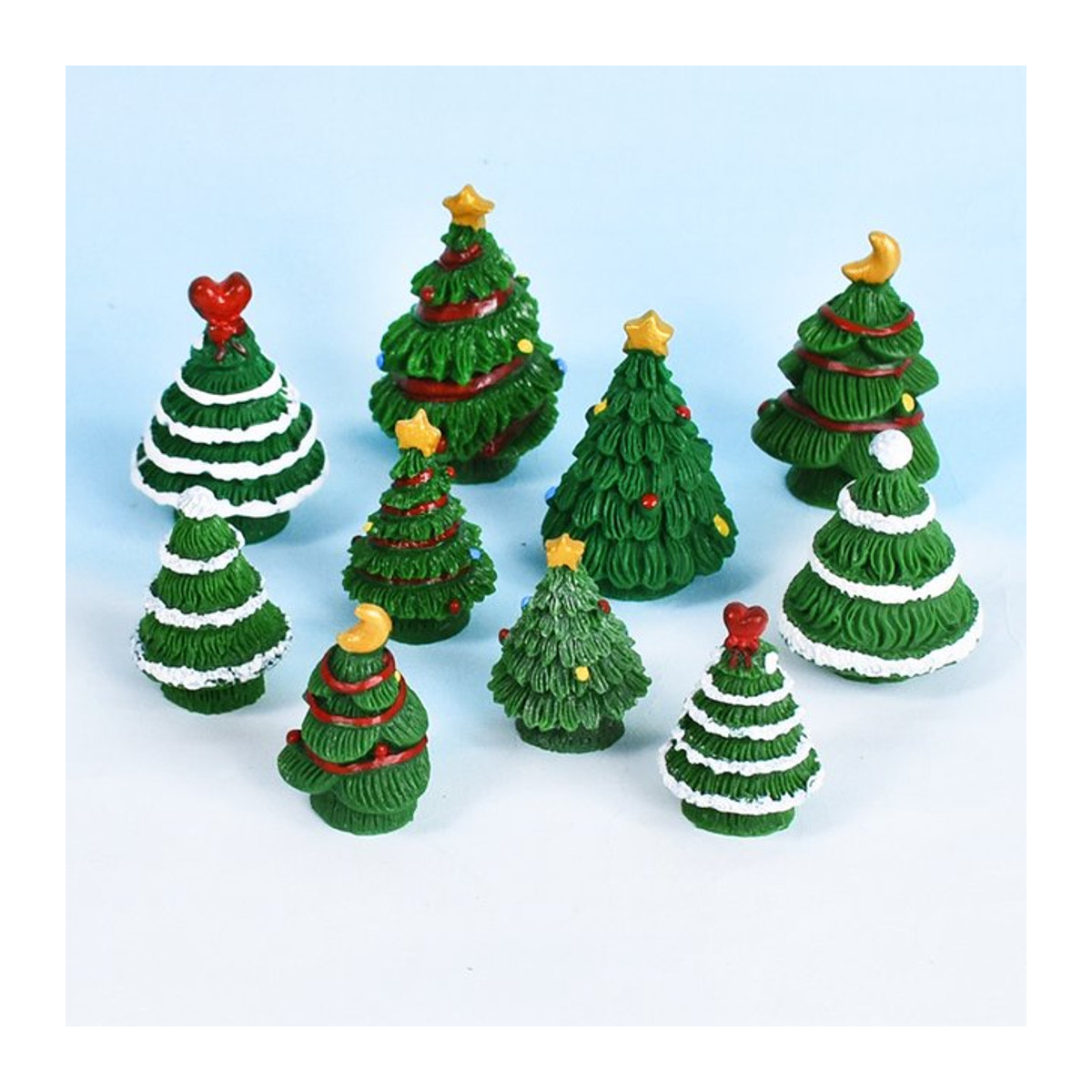 ZQCXLD Mini Weihnachtsbaum aus Kunstharz in Grün als Deko-Ornament für Puppenhaus und DIY-Handwerk - Bild 1