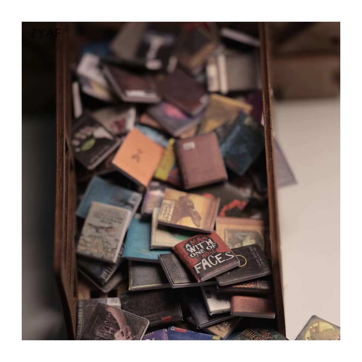 バZYAF Sigur 200 Stück Miniatur-Puppenbücher als Zubehör für Puppenhäuser und Regale, Multicolor - Bild 3